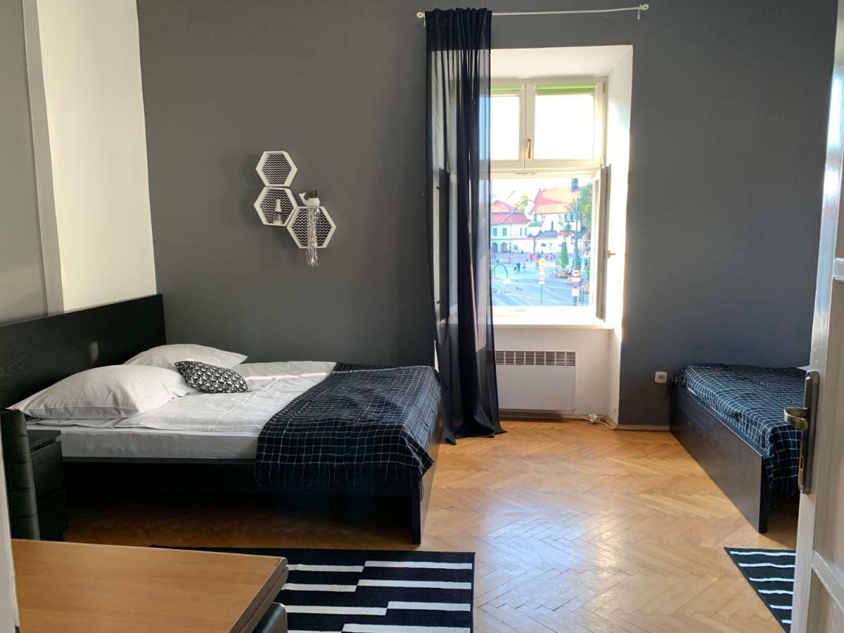 Wawel Suites Krasków Exteriör bild